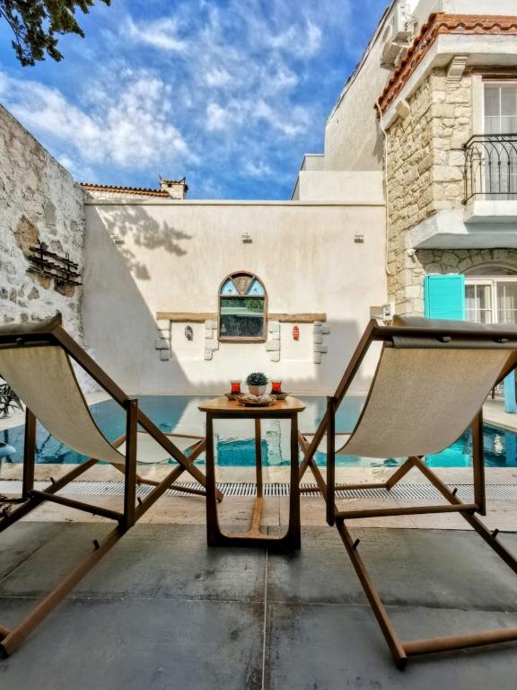 Alaçatı Asmalı Konak Otel