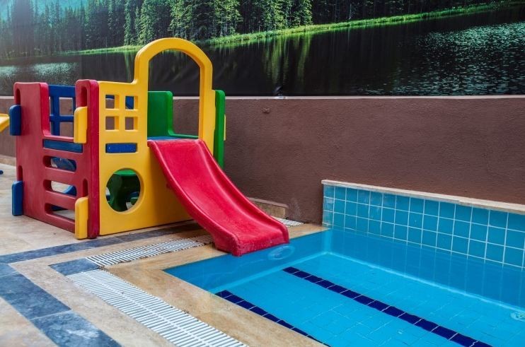 Comet Deluxe Suit Hotel