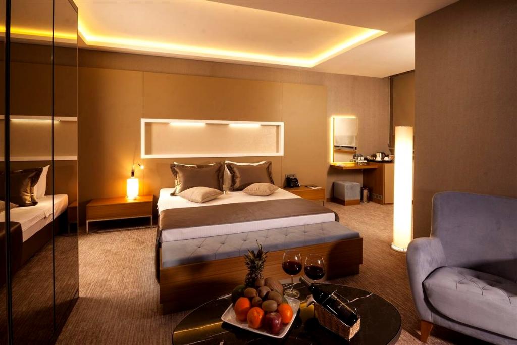 Majura Hotel Business Karşıyaka